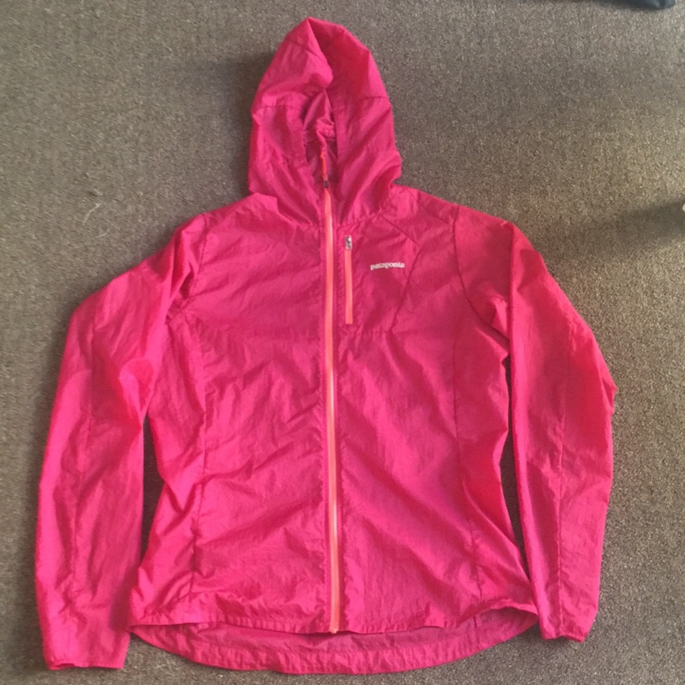 Patagonia Medium windbreaker